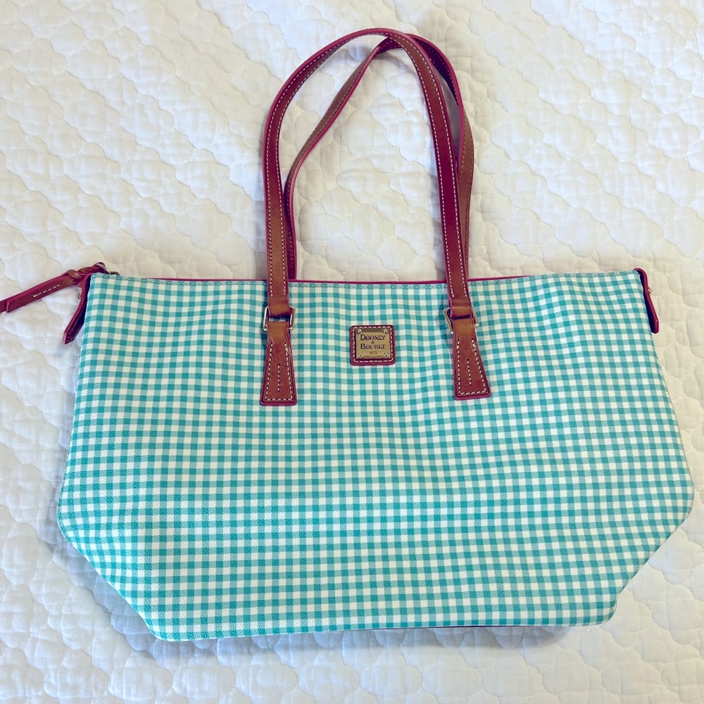 Dooney & Bourke tote